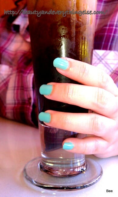 L'Oréal Colour Riche nail polish Club Prive